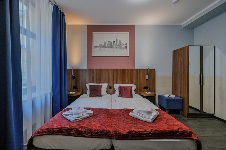 Room 11 of 70