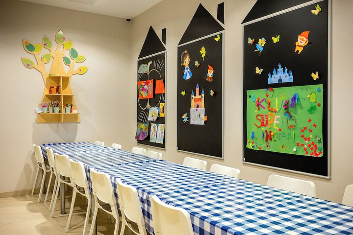 Childrens Activities 20 of 28