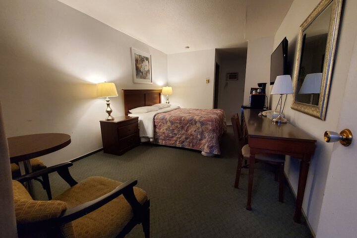 Room 7 of 15
