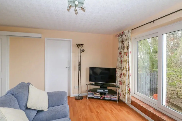 Bretton Mount Studio Flat