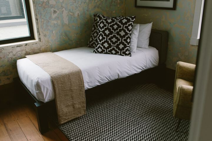 Room 12 of 61