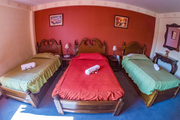 Room 13 of 27