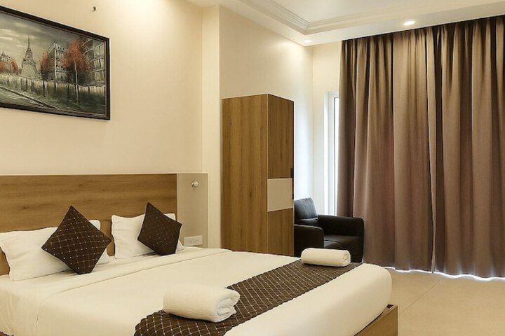 Room 8 of 47