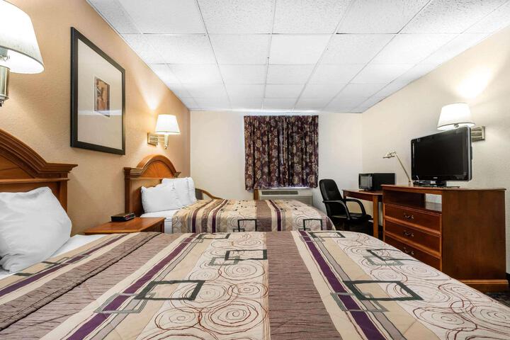 2 Double Beds Accessible (1 of 2)