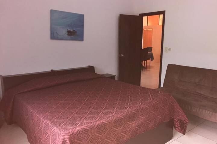 Room 16 of 74