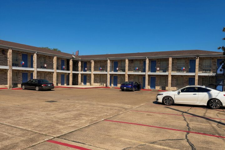Photo of Golden Motel Near Houston Medical Center