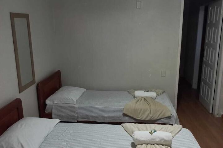 Room 13 of 31