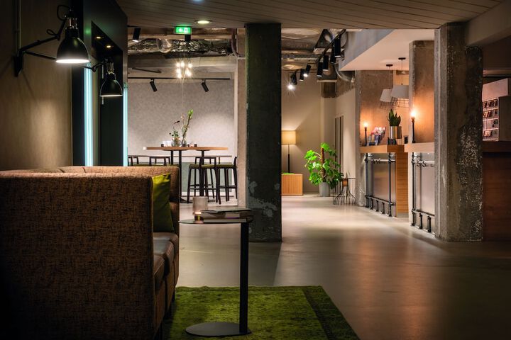 Hotel Lobby