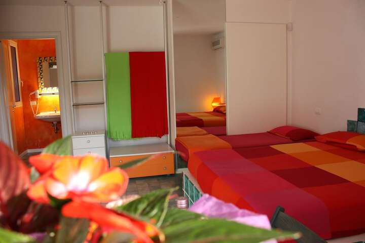 Room 43 of 92