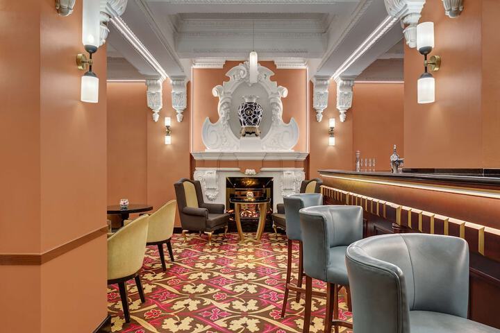 Hotel Lobby