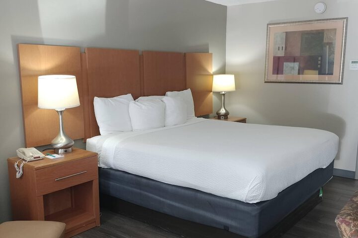 Room 58 of 190