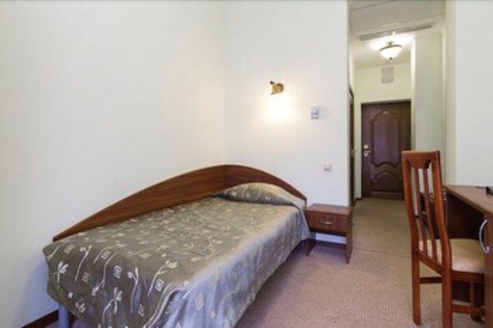 Room 42 of 51
