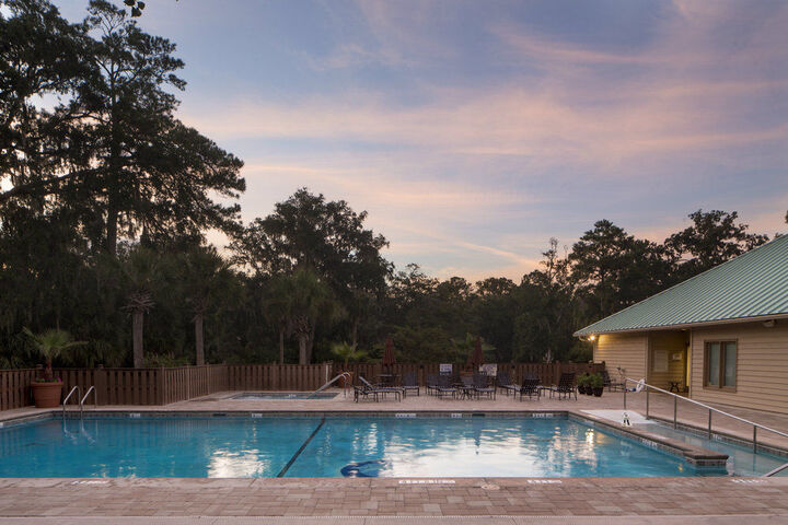 Pool 15 of 24