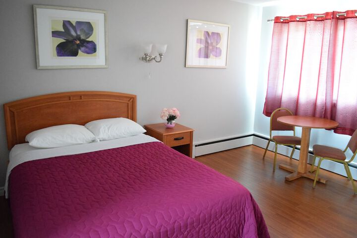 Room 3 of 42