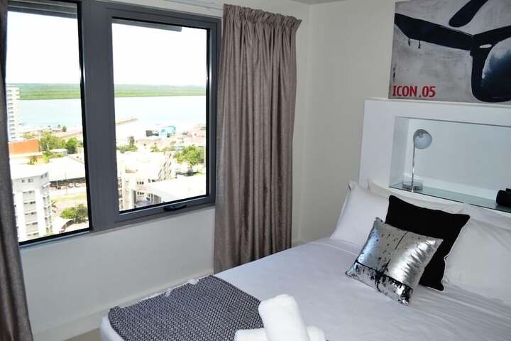 Room 18 of 33