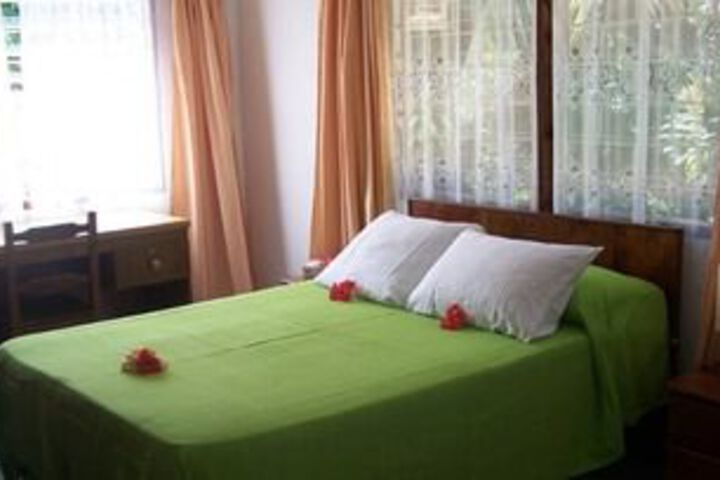 Room 3 of 5