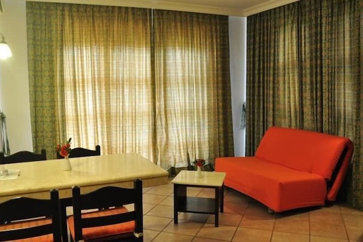 Room 12 of 31