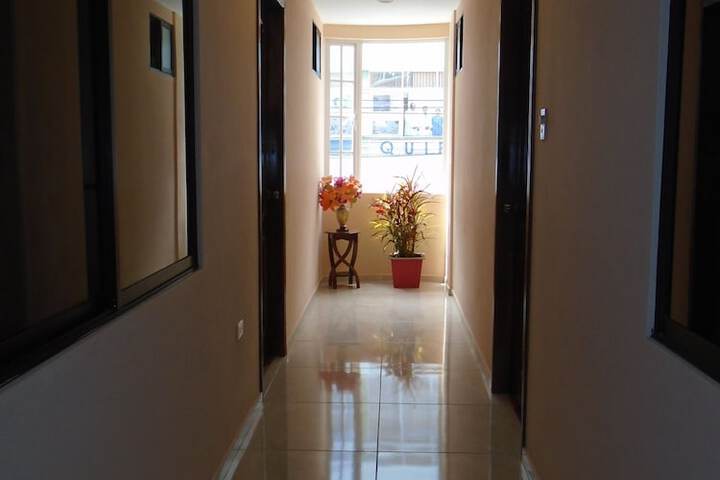 Ballroom/Hall 66 of 111
