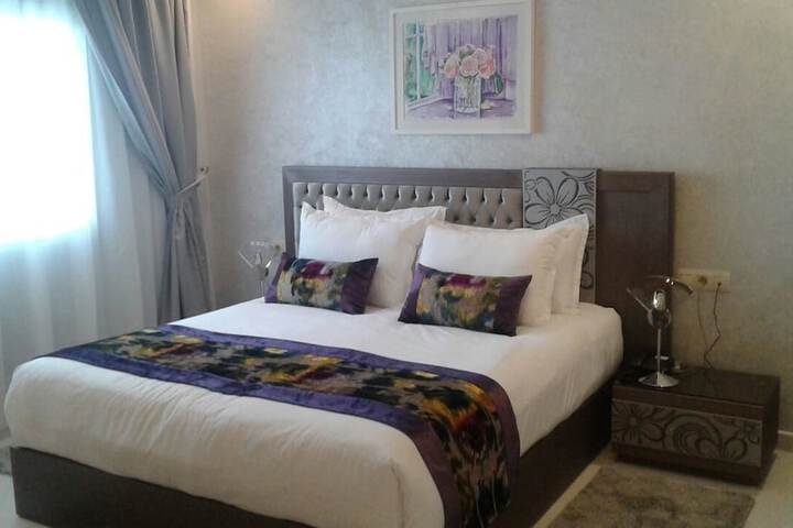 Room 8 of 20