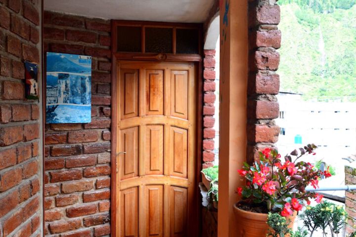 Room 6 of 59
