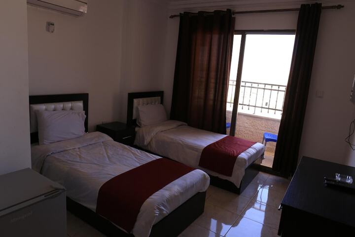 Room 21 of 44