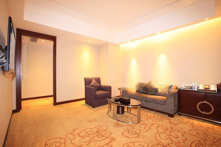 Room 29 of 71