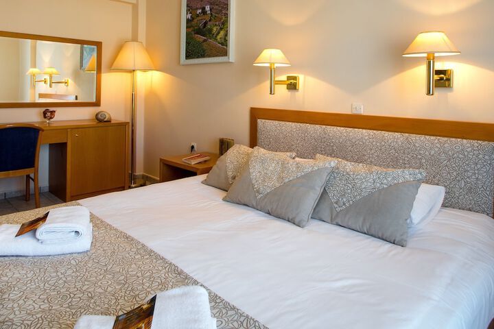 Room 14 of 82