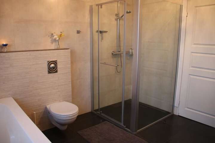 Room 18 of 47