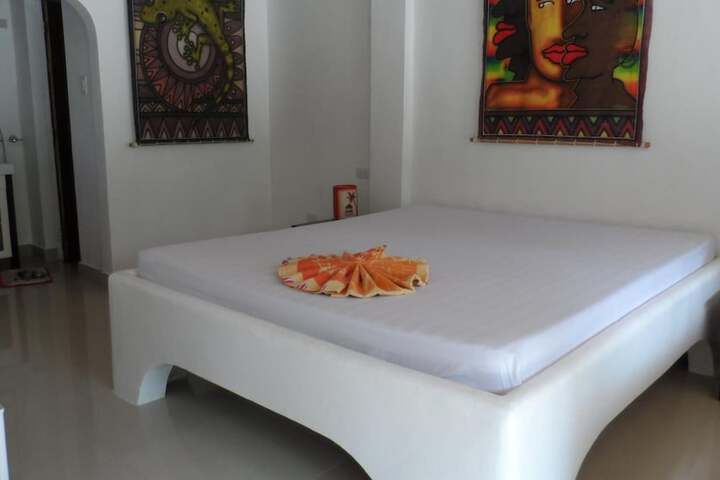 Room 12 of 47