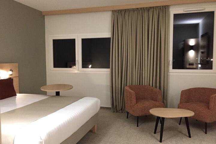 Room 10 of 56