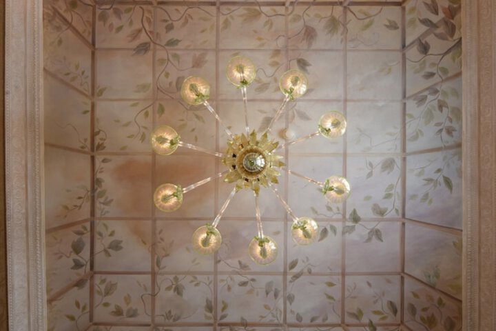 Room 6 of 53