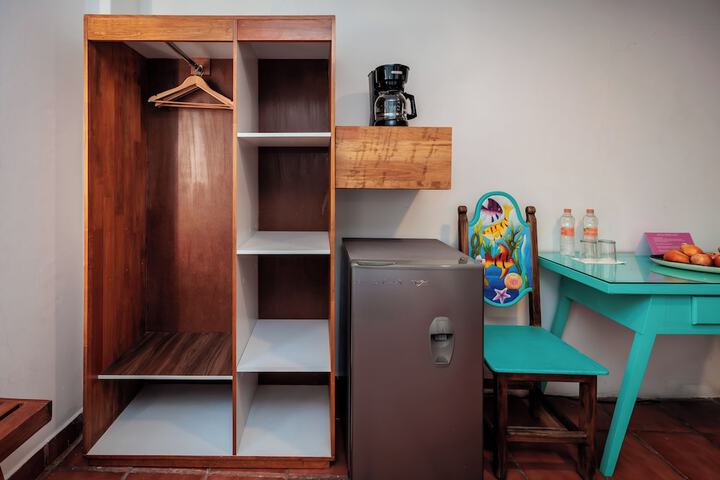 Room 49 of 102
