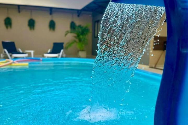 Pools & Facilities