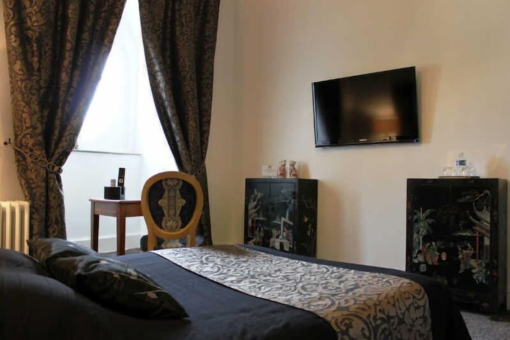 Room 46 of 96
