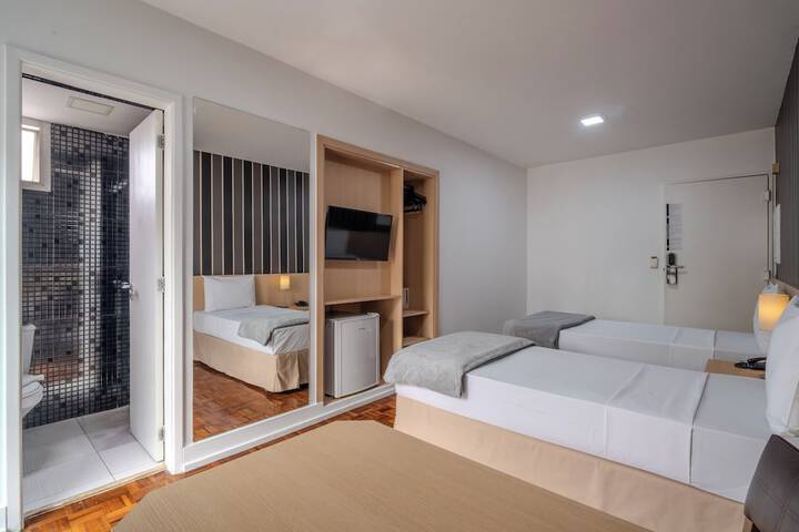 Room 21 of 46