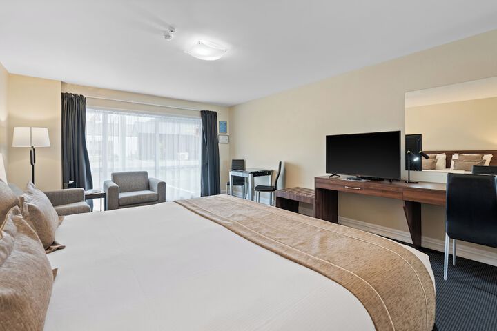 Room 21 of 104