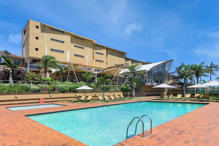 Pools & Facilities