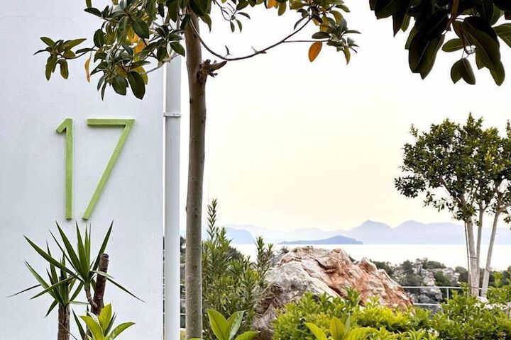 Hotel 107 of 125