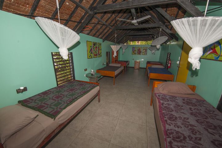 Room 16 of 92