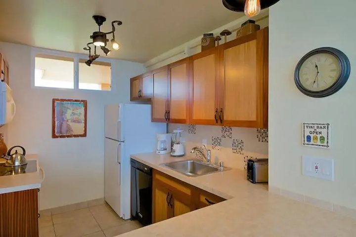 Image of Mahana Resort #706 1 Bedroom Condo by RedAwning