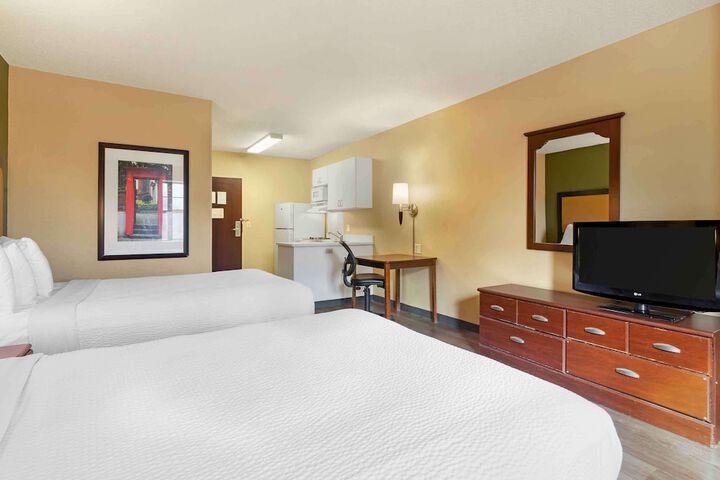 Studio 2 Double Beds (2 of 6)