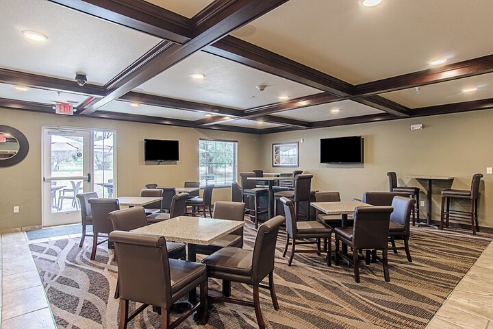 Breakfast/Coffee Service 23 of 31