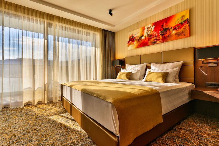 Room 20 of 53