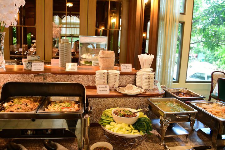 Dining 42 of 67