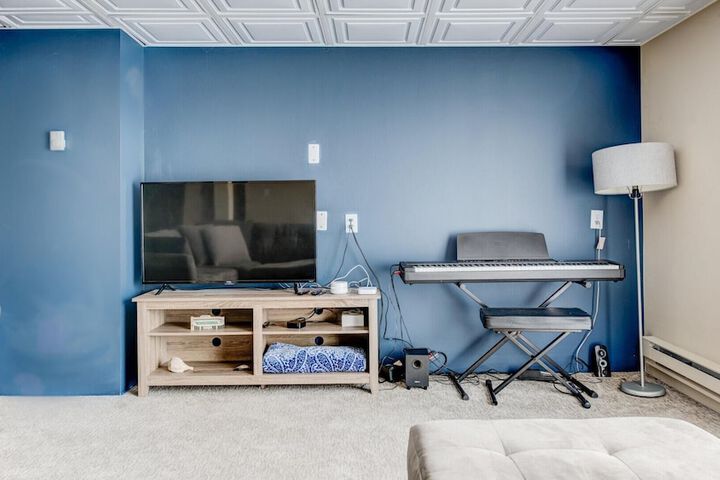 Room 9 of 51