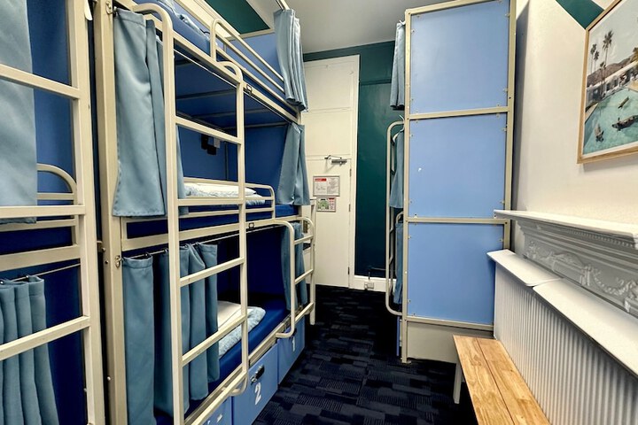 Room 30 of 55
