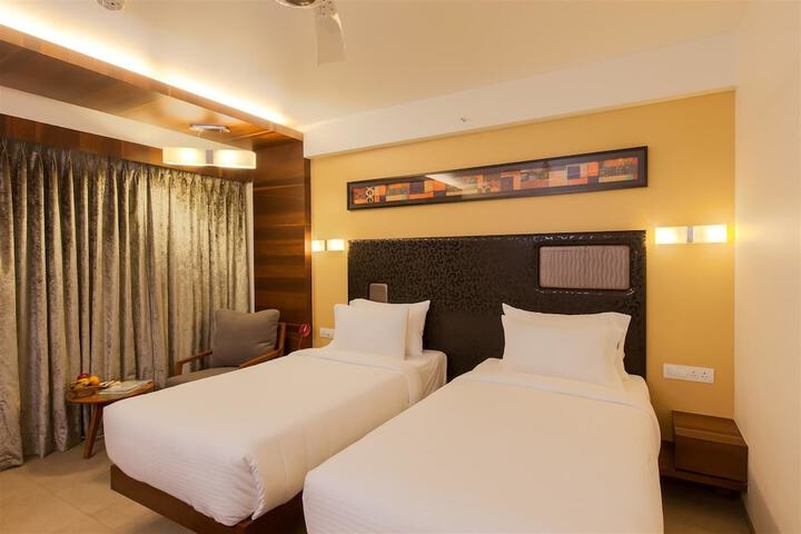 Room 13 of 65