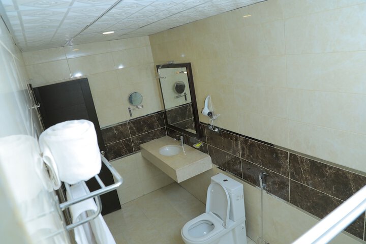 Room 42 of 88