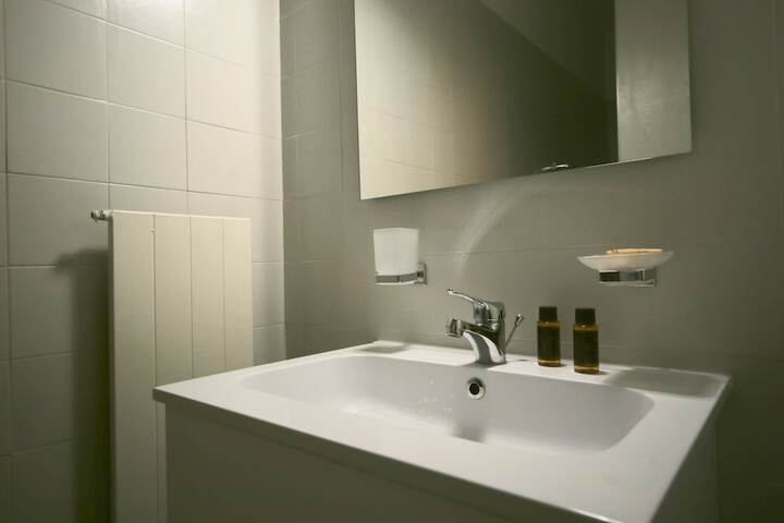Room 109 of 124