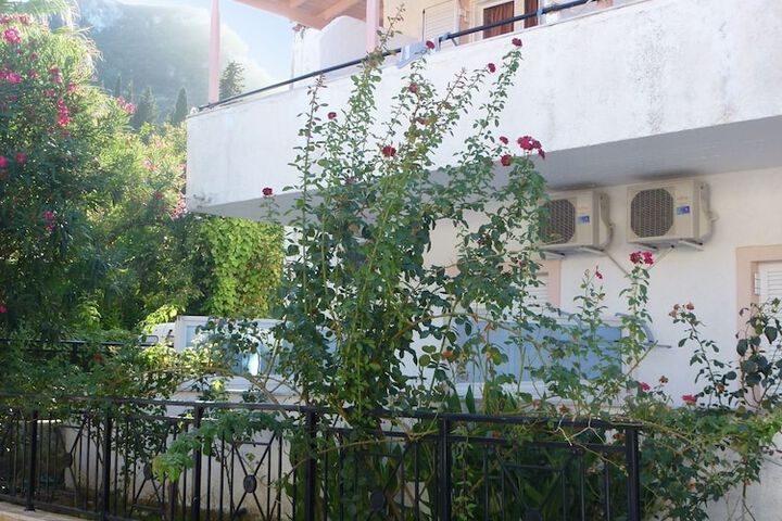 Hotel Entry